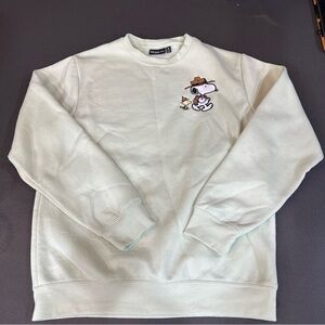 Peanuts Snoopy  Fleece Pullover Crewneck Graphic Sweatshirt Embroidered Medium